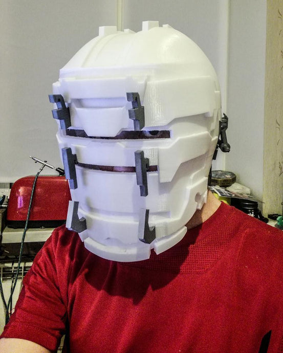 Dead Space Level 5 helmet model for 3D-printing DIY